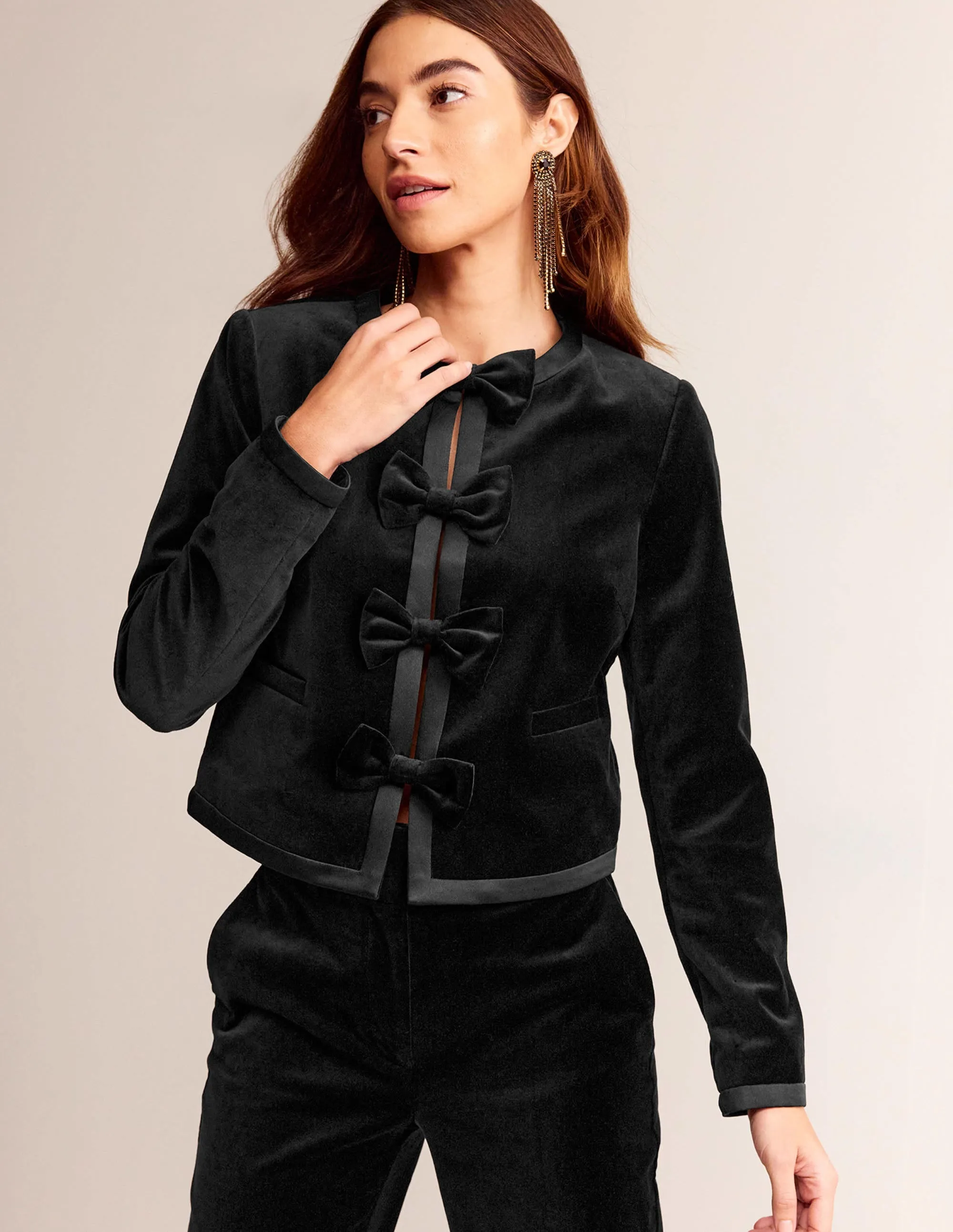 Bow-Trim Collarless Jacket-Black