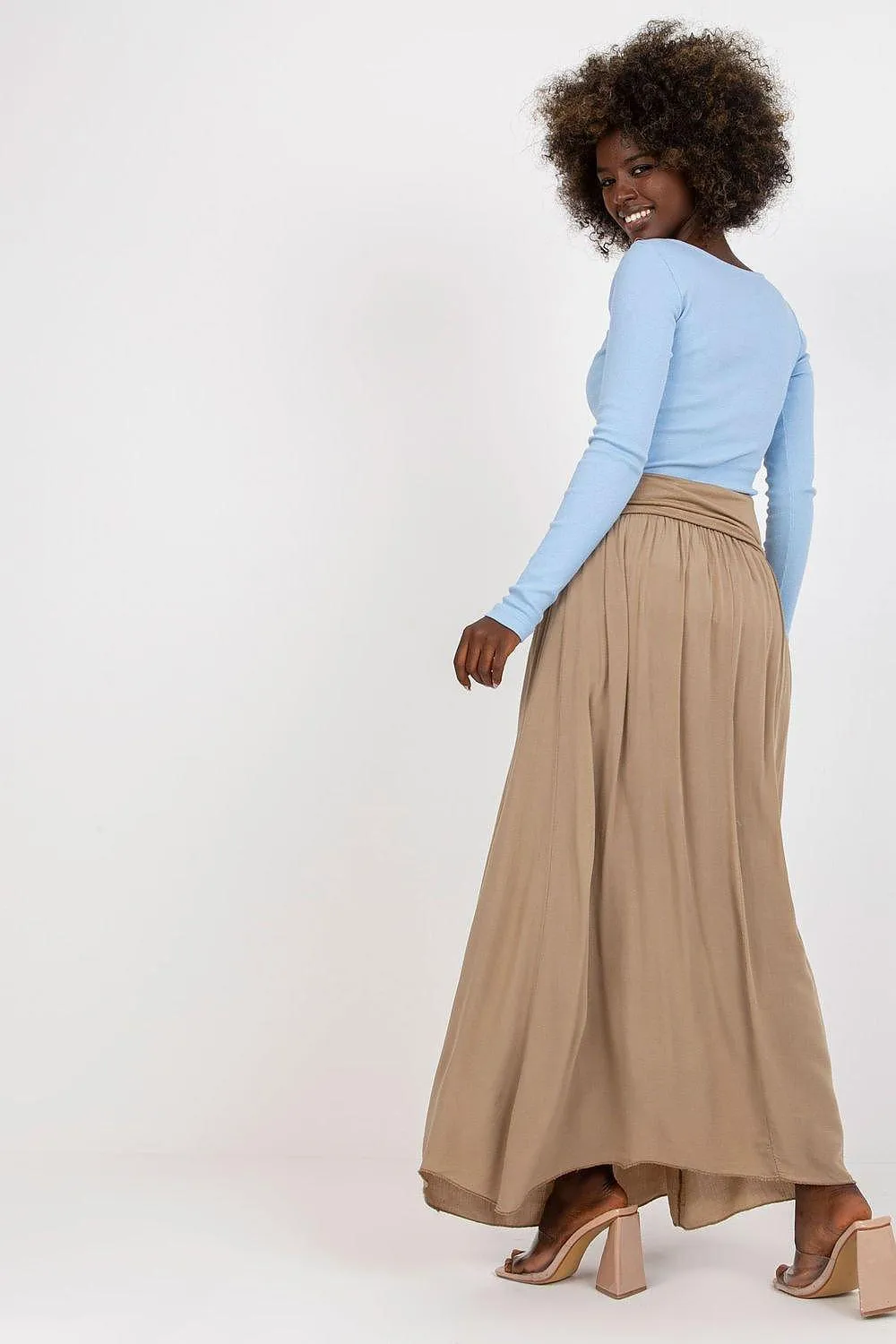 Chic Transformation: Multi-Way Long Skirt Och Bella for Effortless Fashion