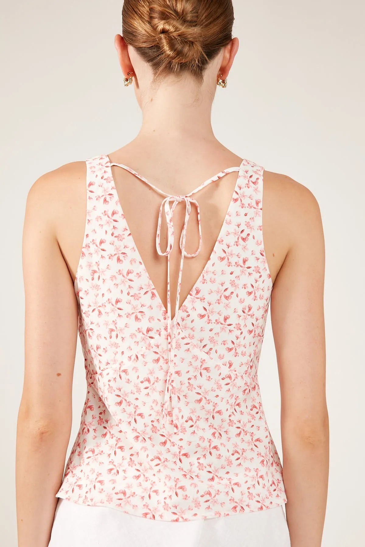 Floral Camelia V-Neck Sleeveless Top