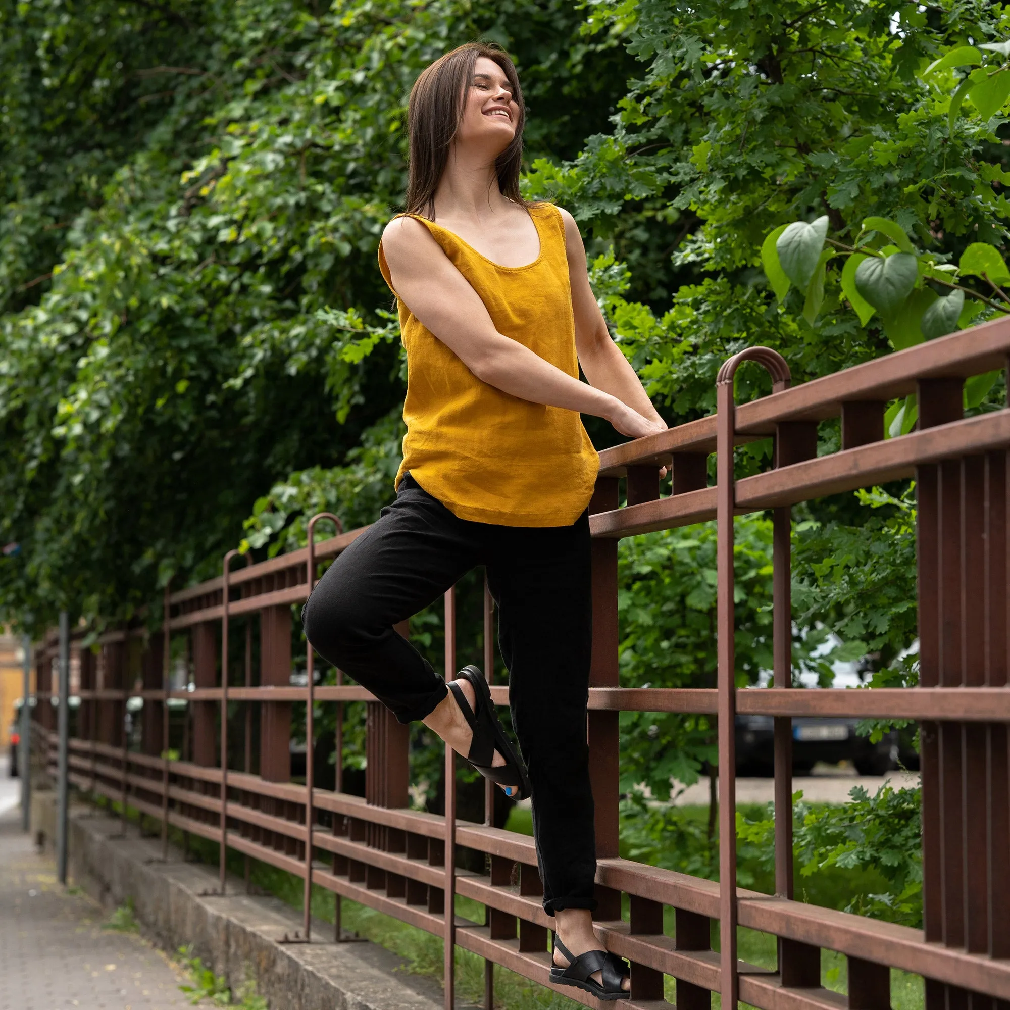 Linen Tank Top Hana Spicy Yellow