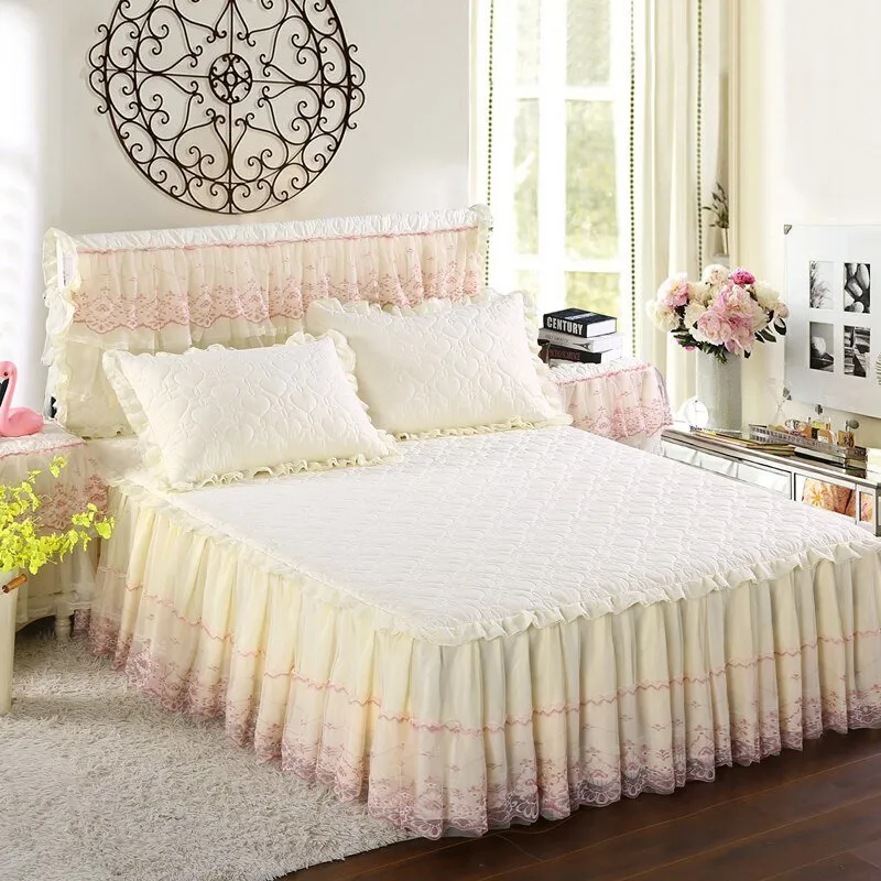 Romantic Flower Pattern Bed Skirt